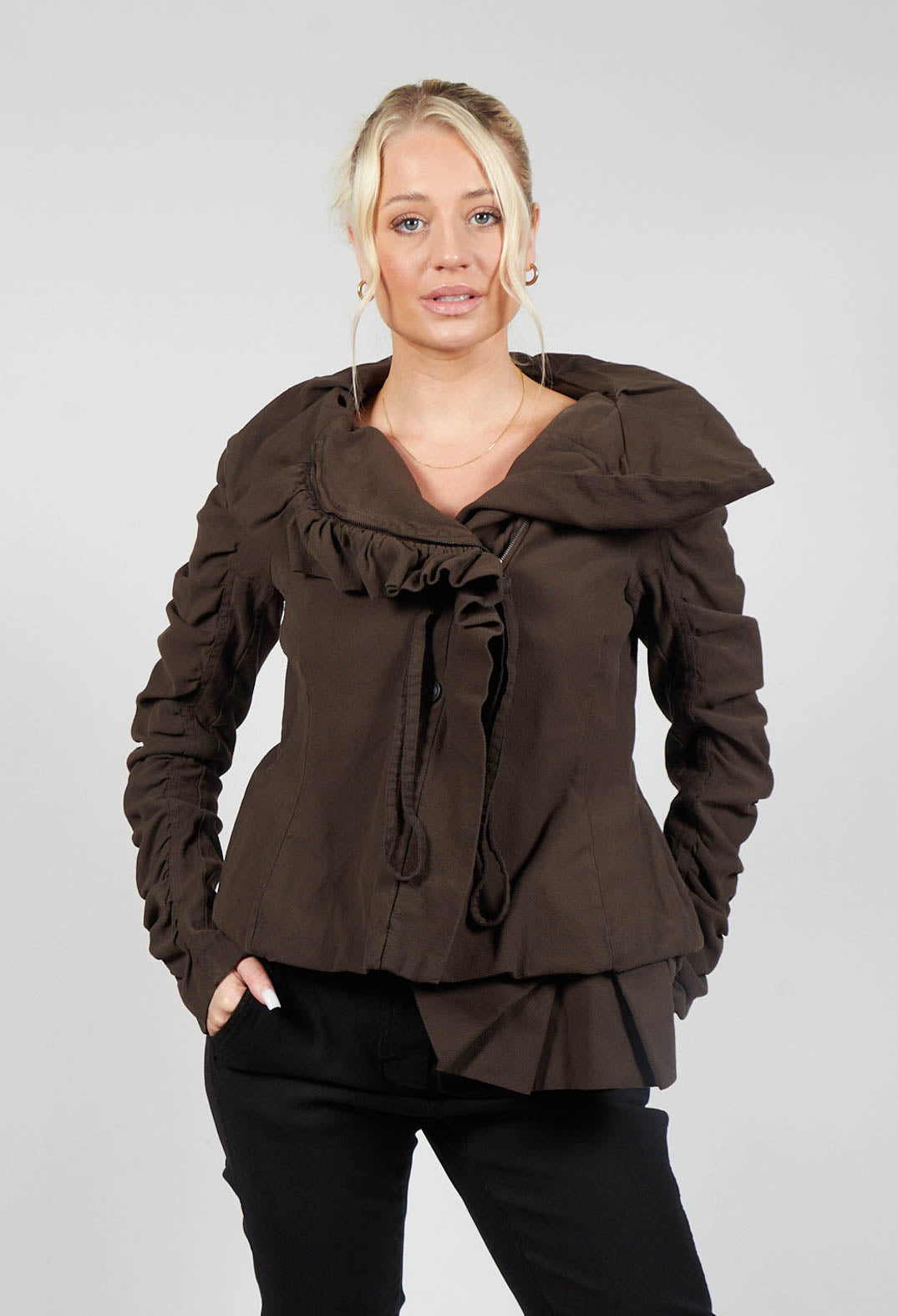 Ruched Detail Jacket in Kaffee