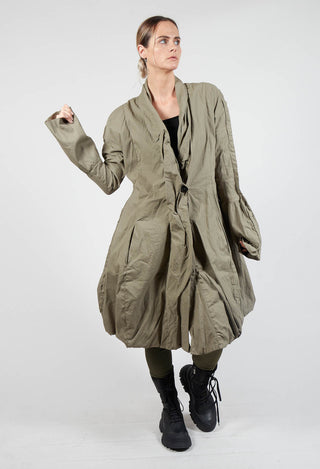 Ruched Fabric Collar Coat With Statement Sleeves in Schilf