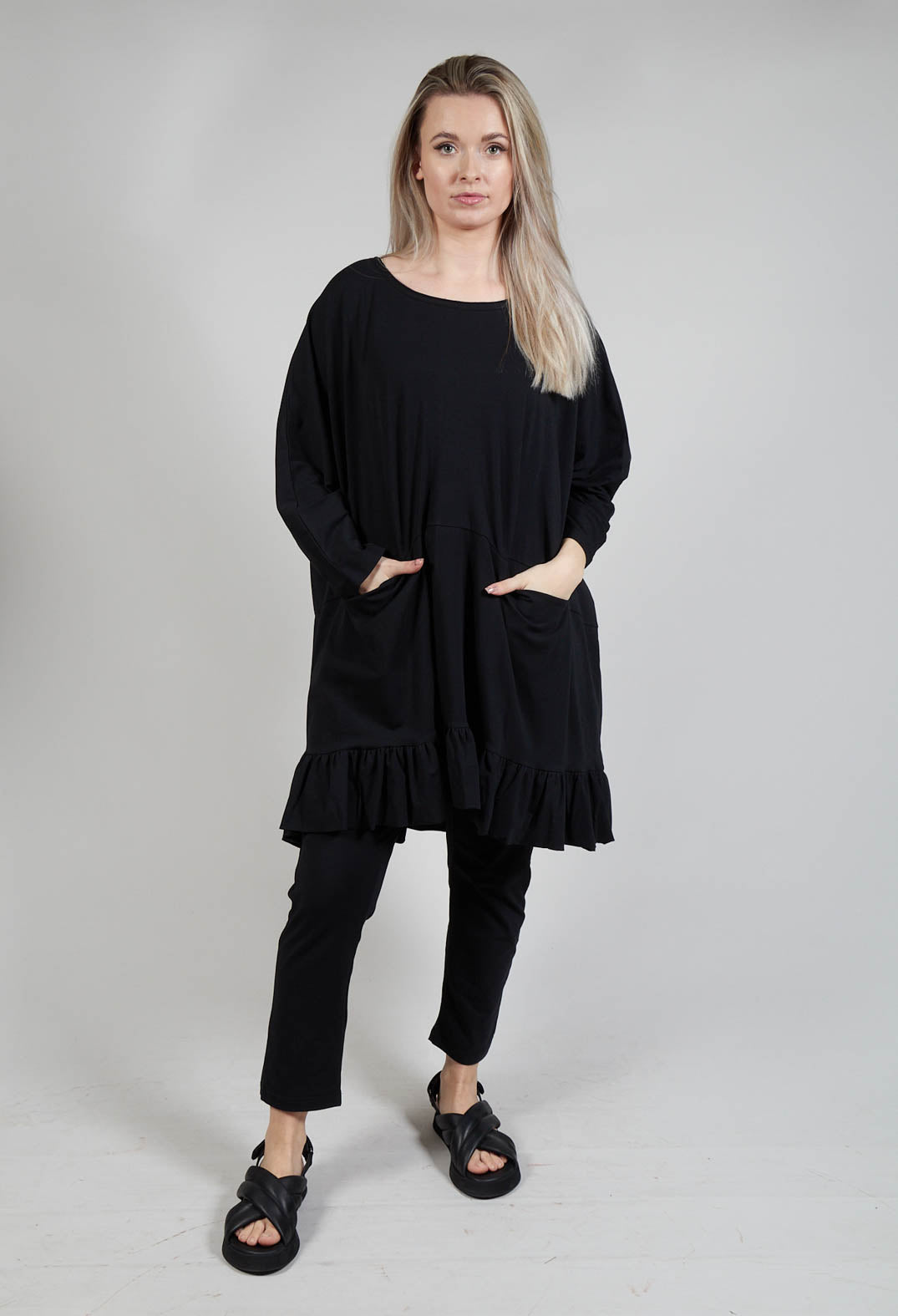 Ruffled Hem Top in Black