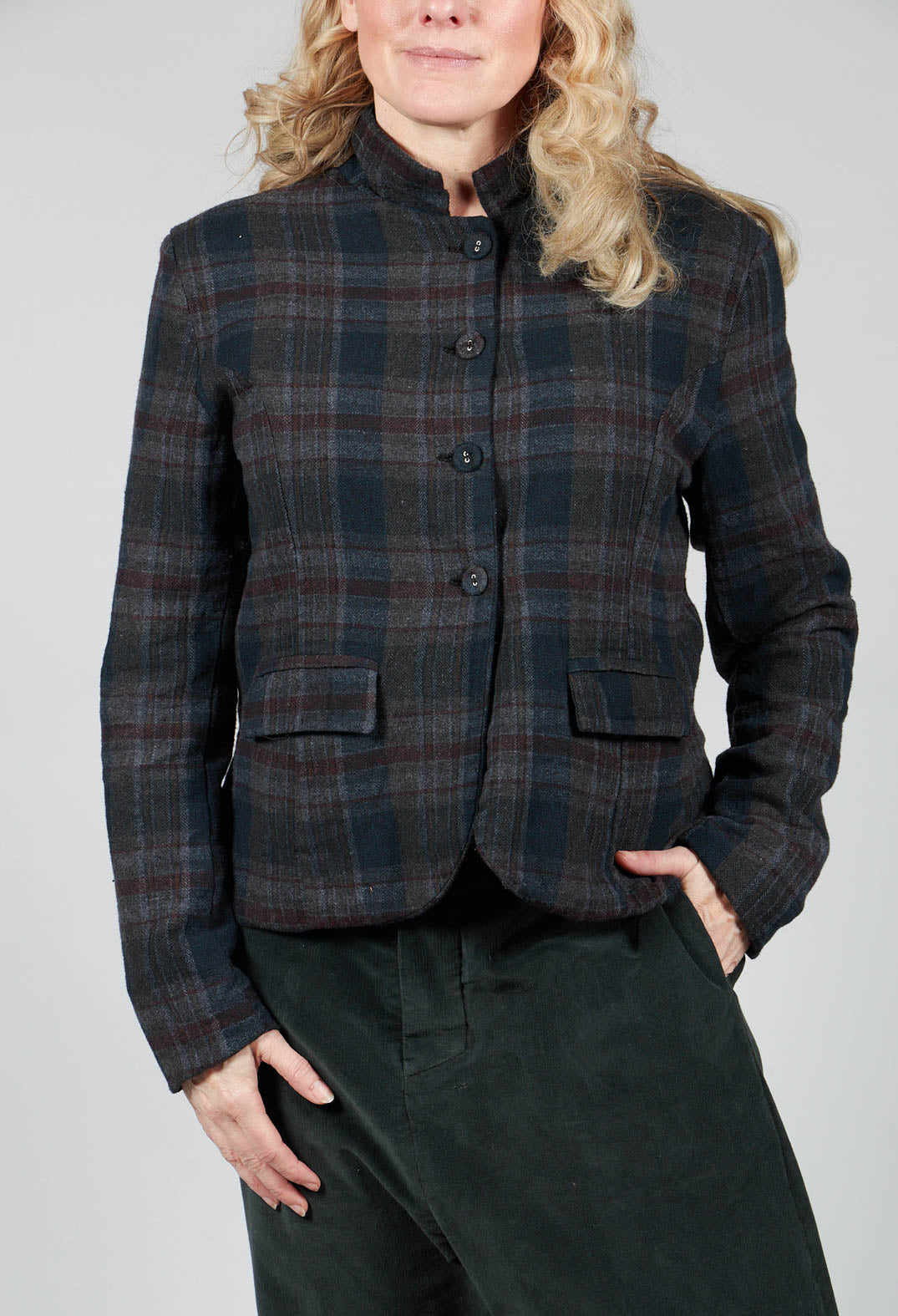 Cotton Plaid Cropped Jacket in Black