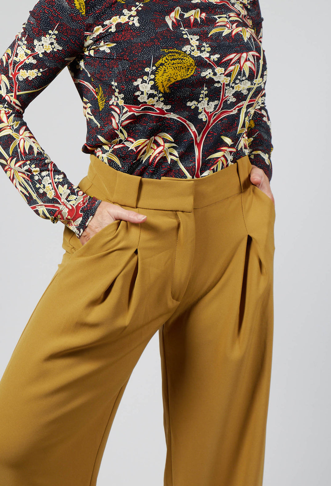 Pleated Straight Leg Trousers in Clesi Ochre