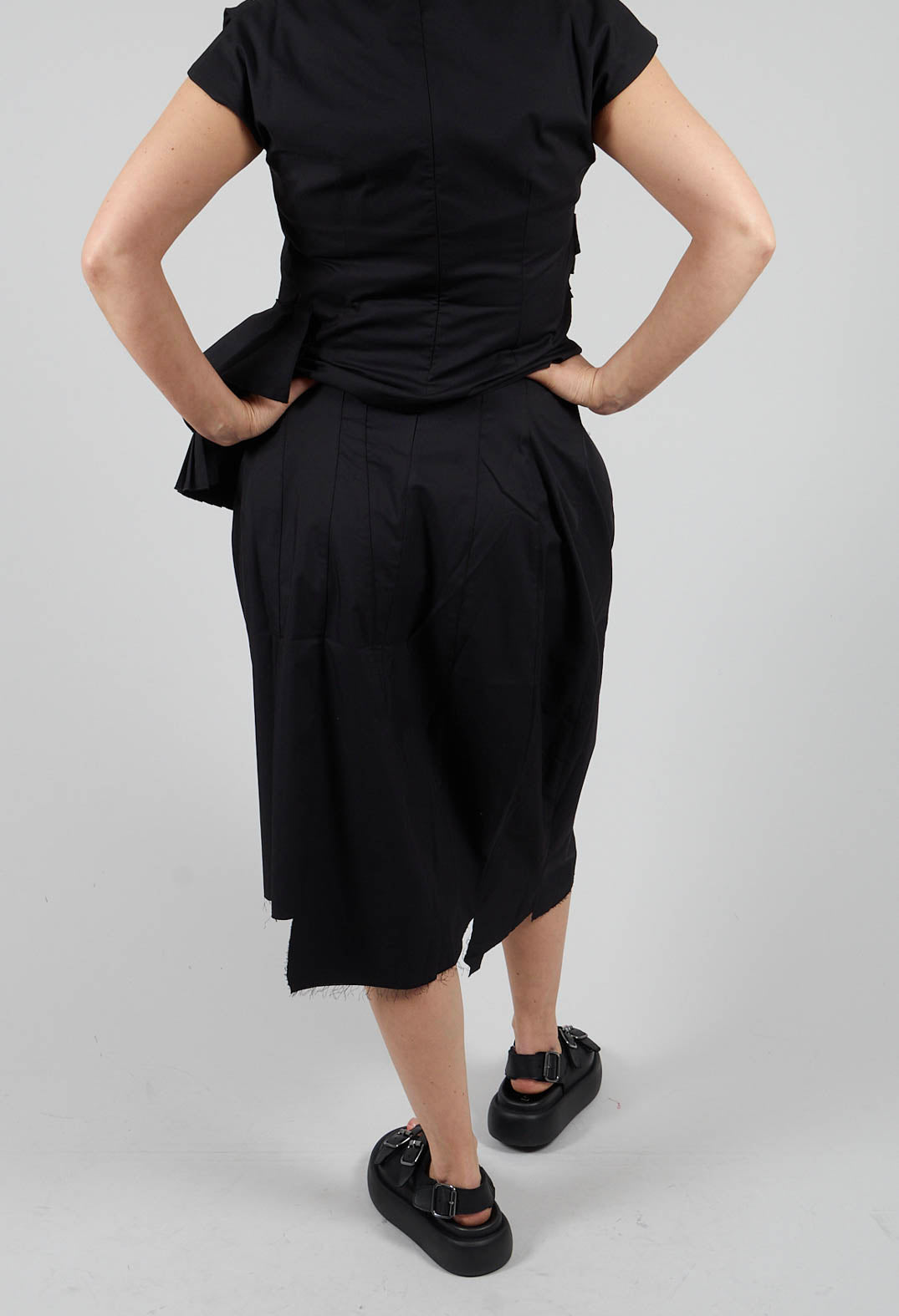 Sandra Skirt in Black