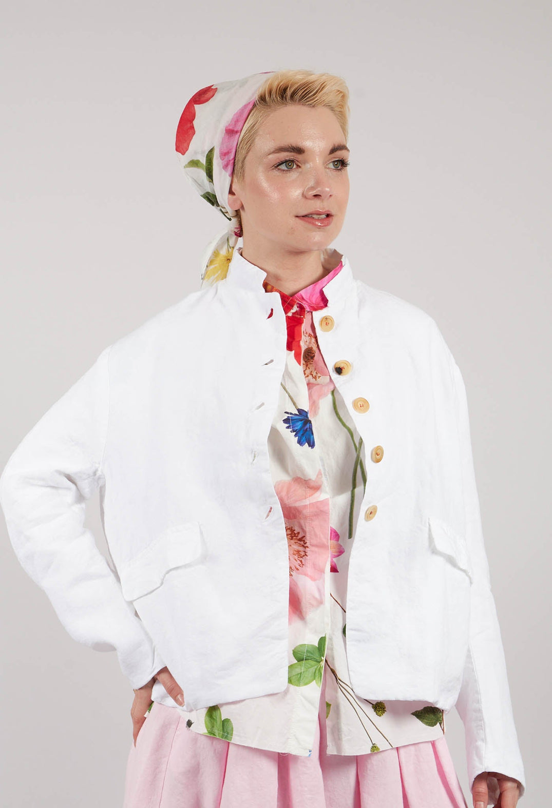 Sasa Printed Scarf in Flowers