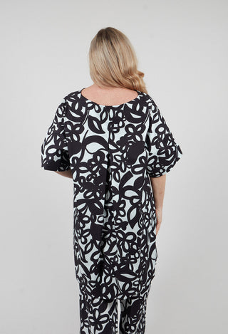 Shift Dress in Off White and Nero