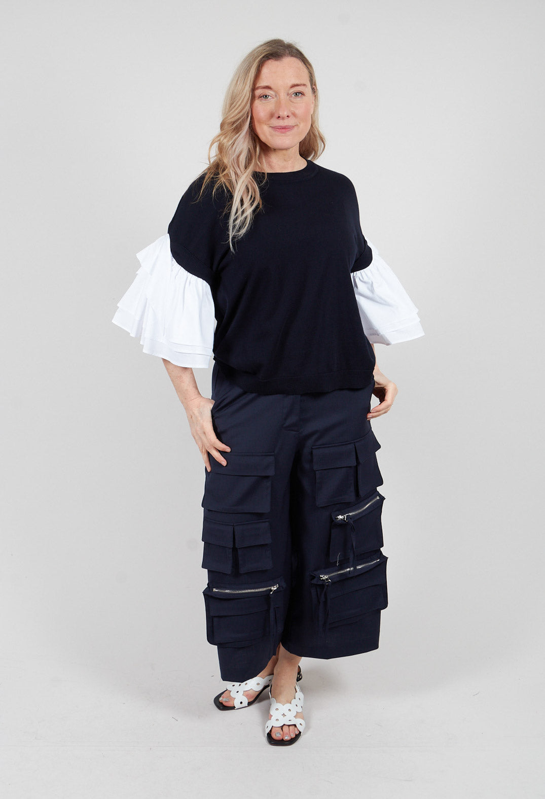 Shirt Sleeve Jumper in Polar Night and Off White