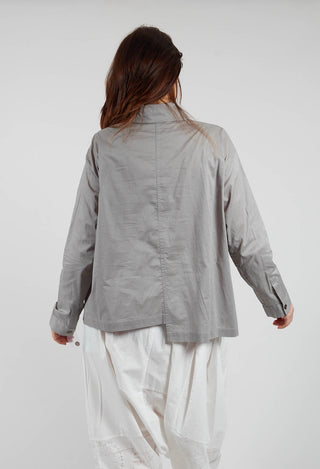 Shirt with Bold Print in Grey