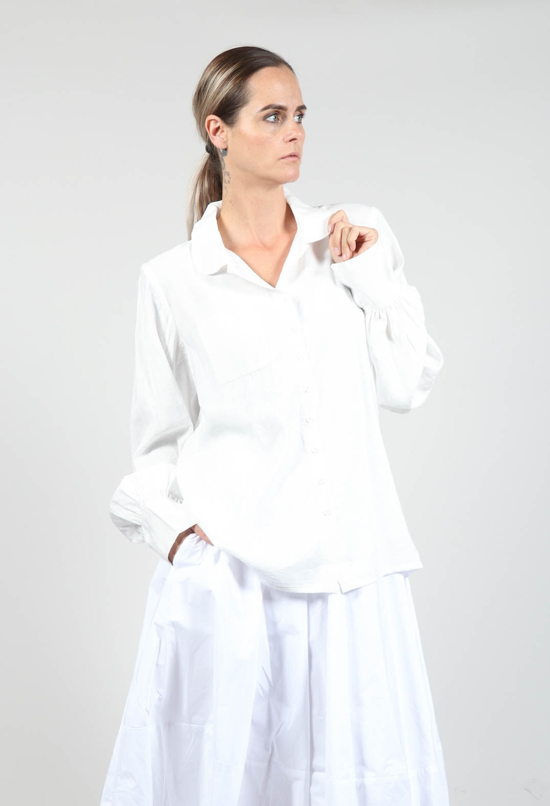 Shirt with Gathered Cuffs in White