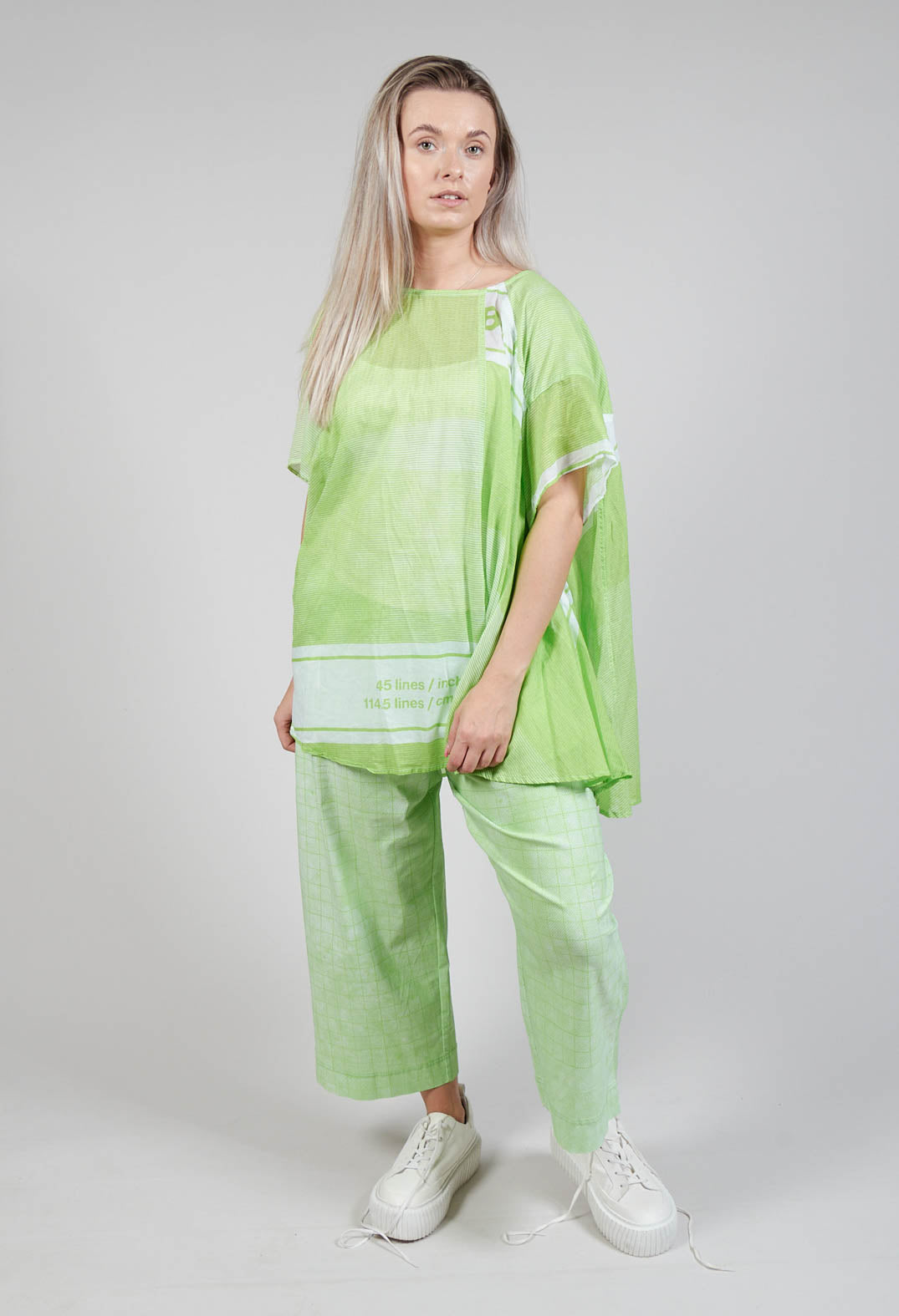 Short Sleeve Cotton Top in Lime Print