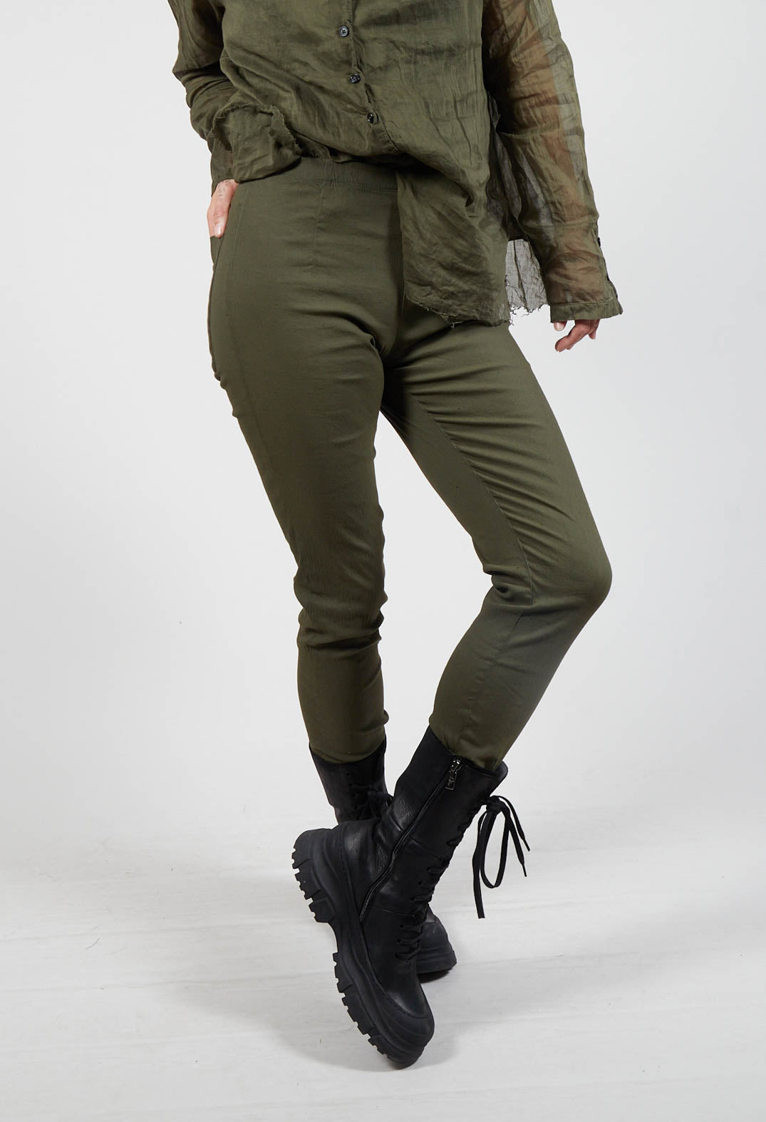 Skinny Leg Trousers With Elasticated Waist in Olive