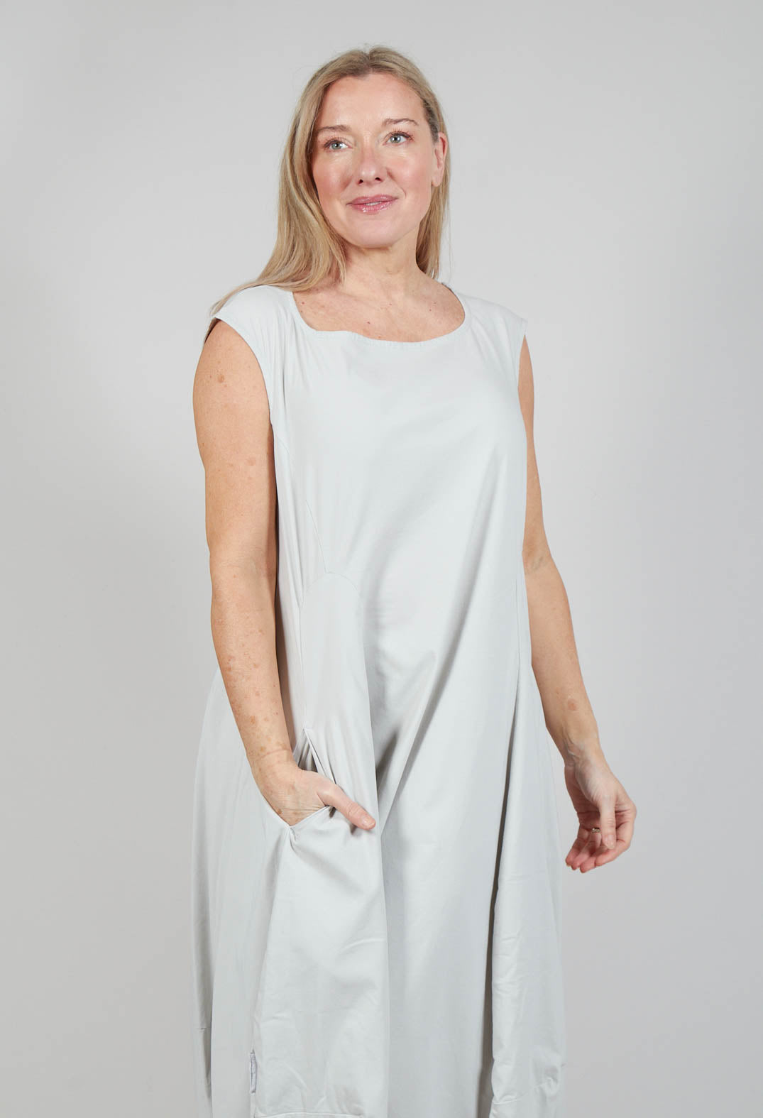 Sleeveless Jersey Dress with Tulip Hem in Grey