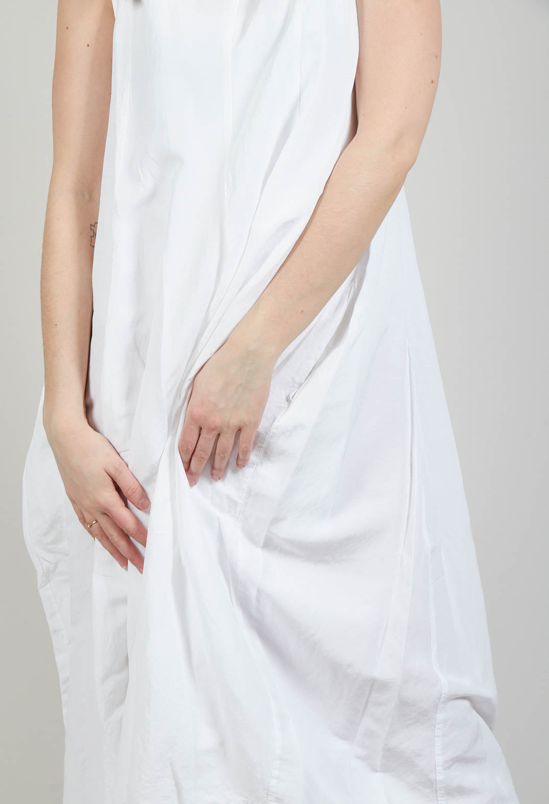 Sleeveless Tulip Hem Dress in White