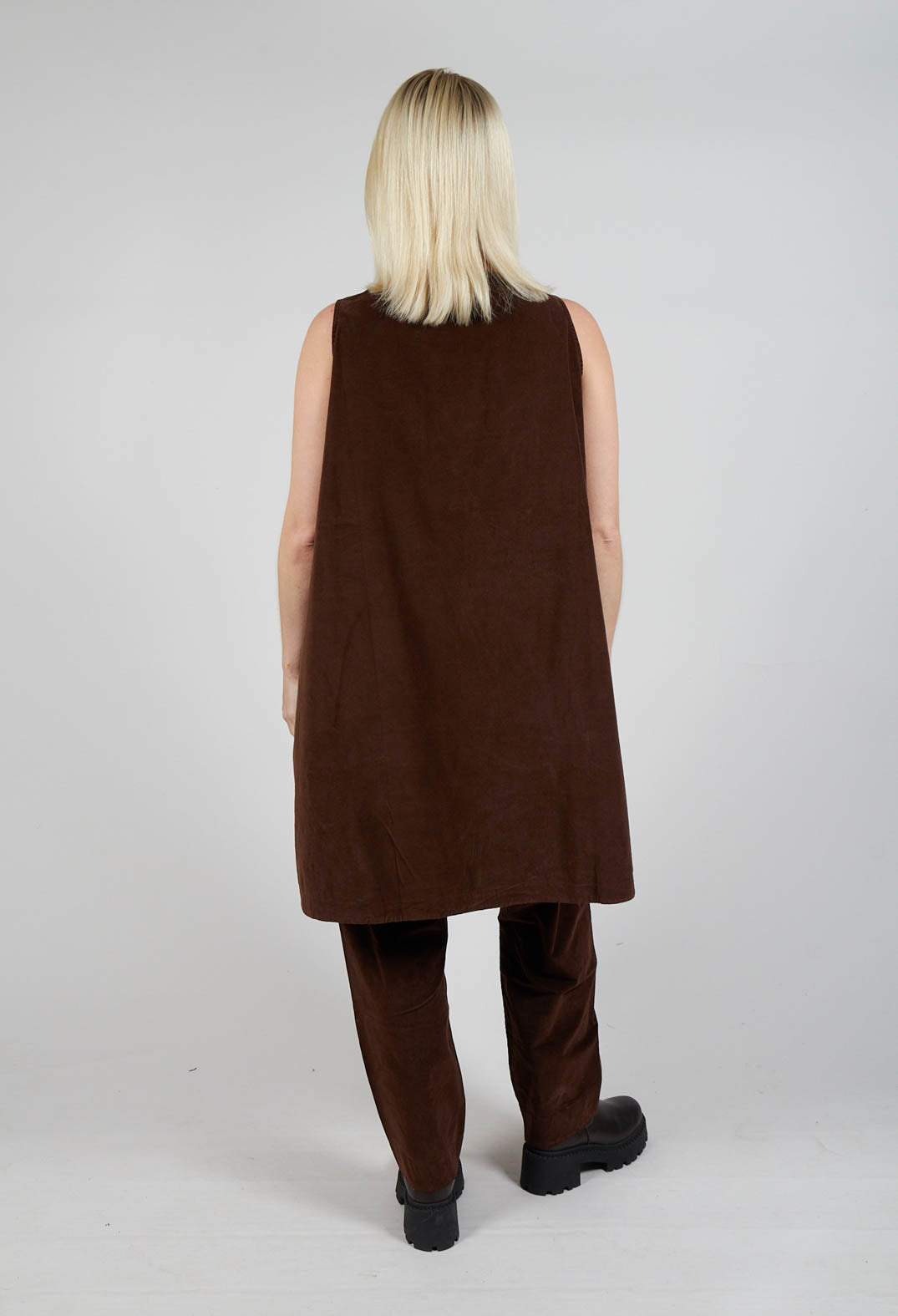 Sleeveless Tunic V in Coffee