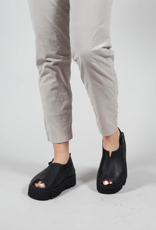 Slingback Shoes with Platform Sole in Gasoline Nero