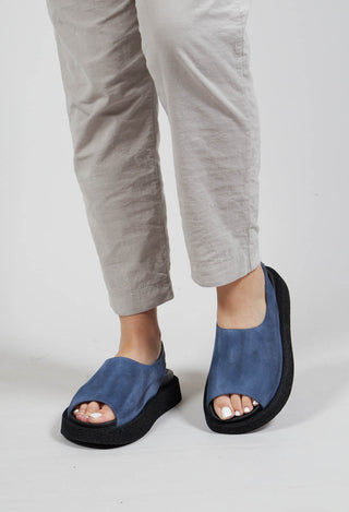 Slingback Shoes with Platform Sole in London Avio