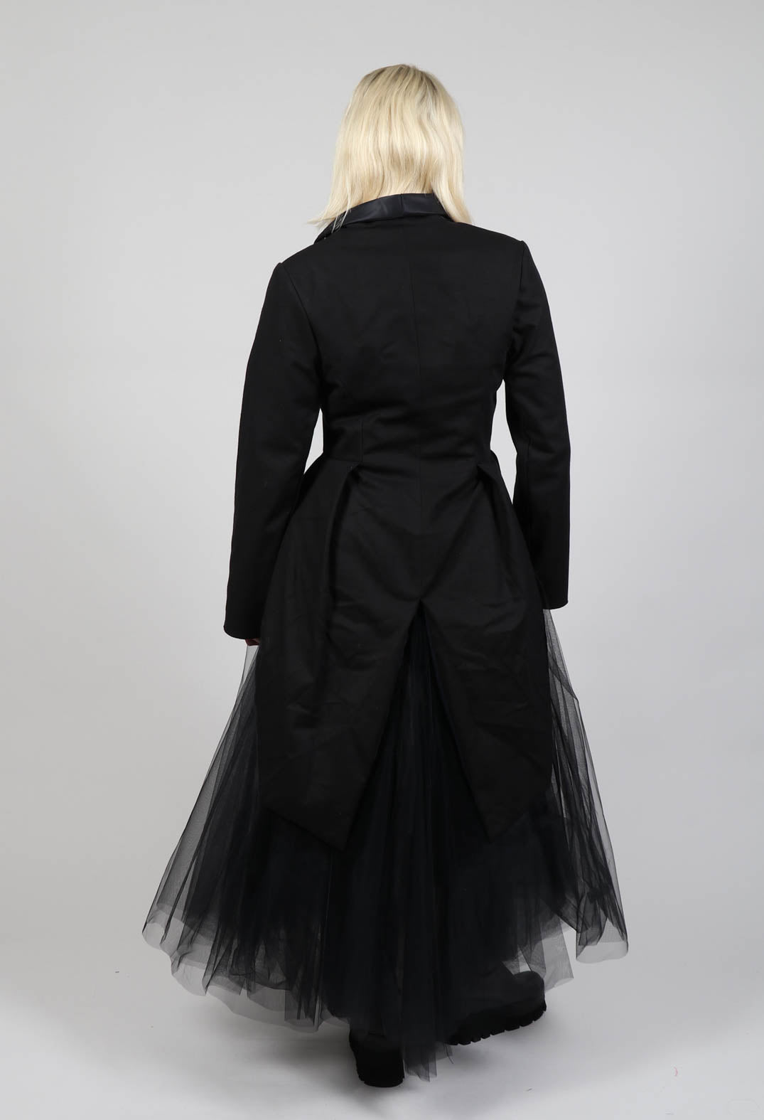 Snow Dark Long Blazer Tulle