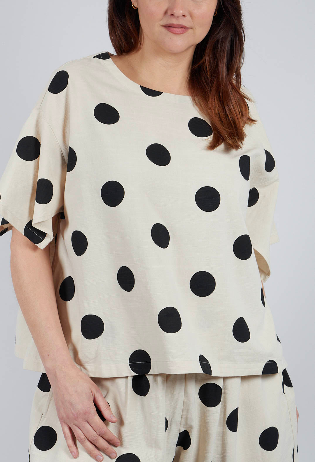 Spotted Short Sleeve Top in Brown