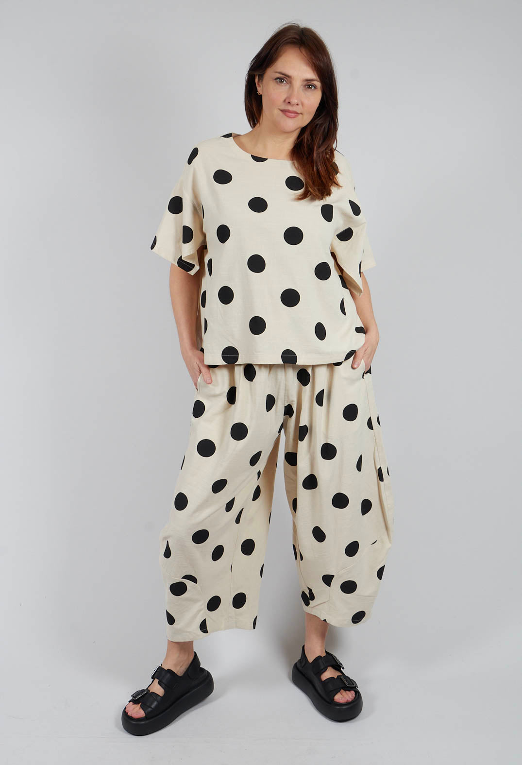 Spotted Short Sleeve Top in Brown