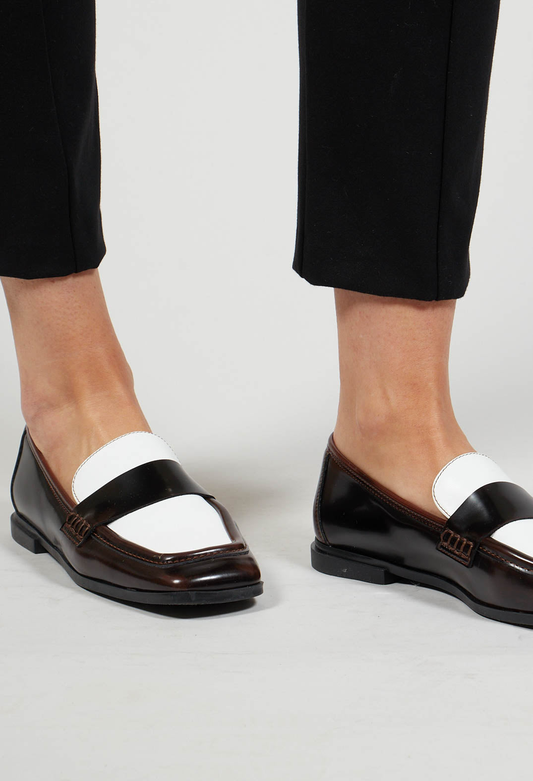 Square Toe Loafers in Panna Brown