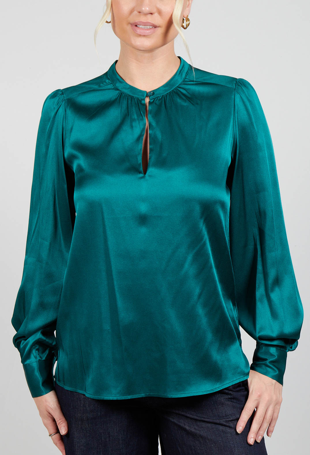 Stacydea Blouse in Myrtle