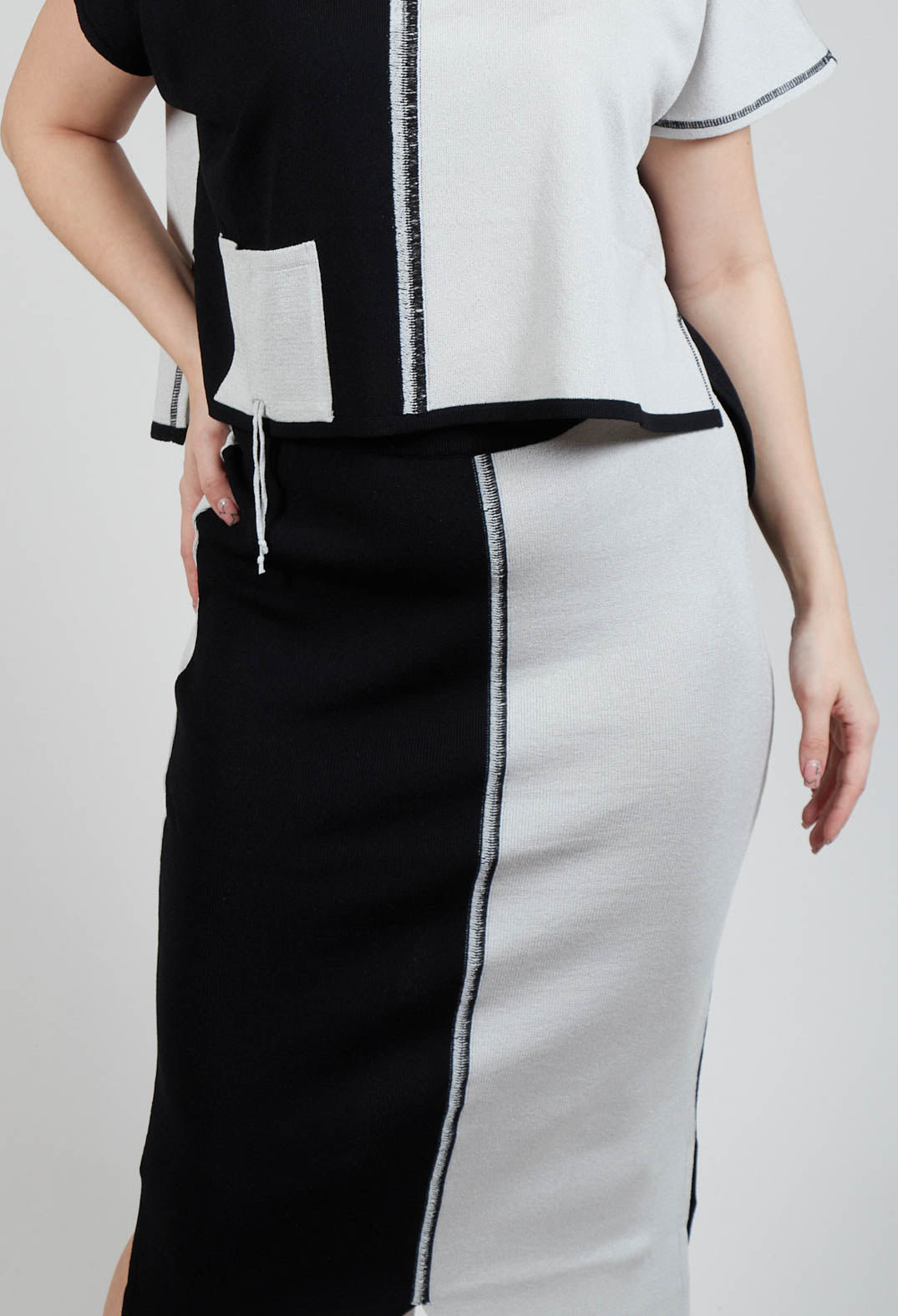 Stitch Pencil Skirt in Black and Silver
