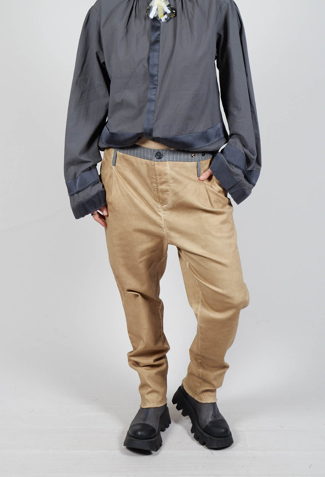 Straight Leg Trousers in Beige