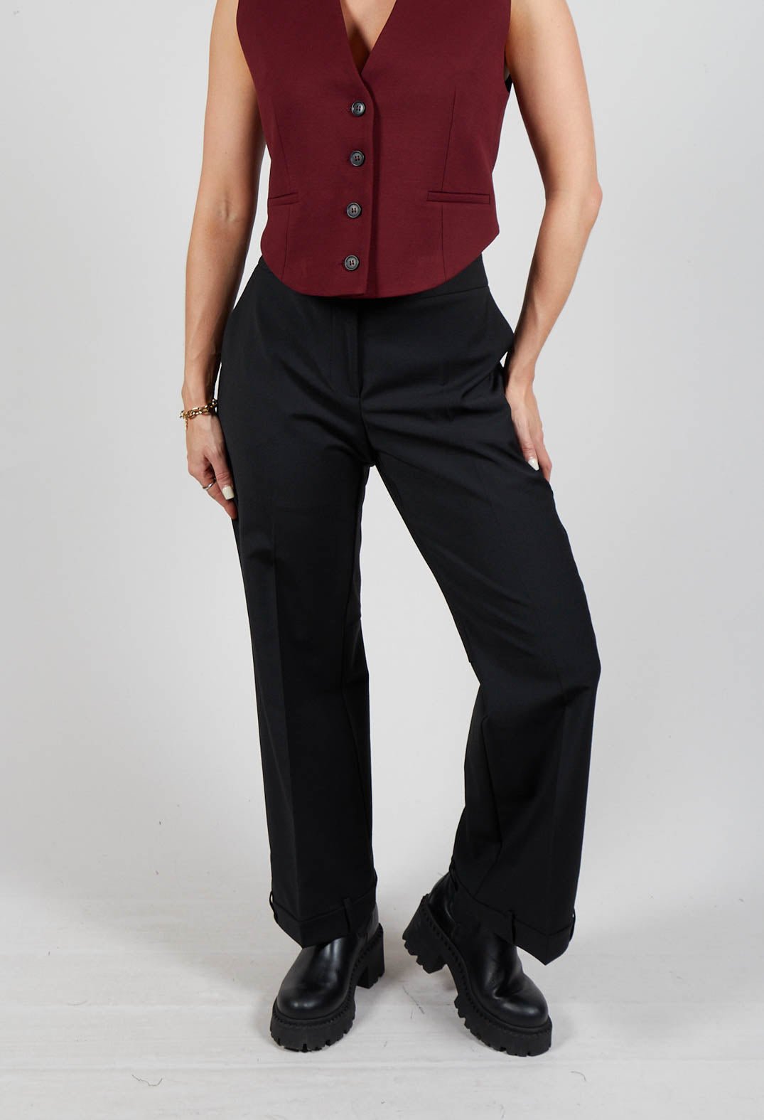 Straight Leg Trousers with Feature Hems in Nero