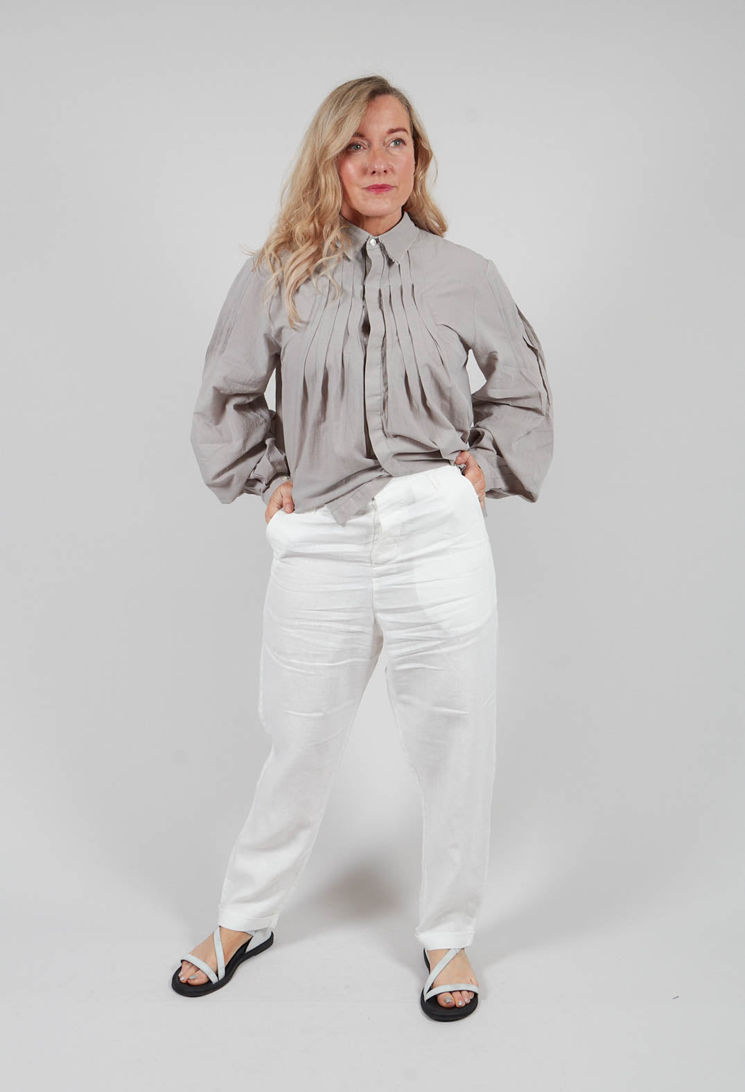 Straight Leg Turnup Pants in Off White
