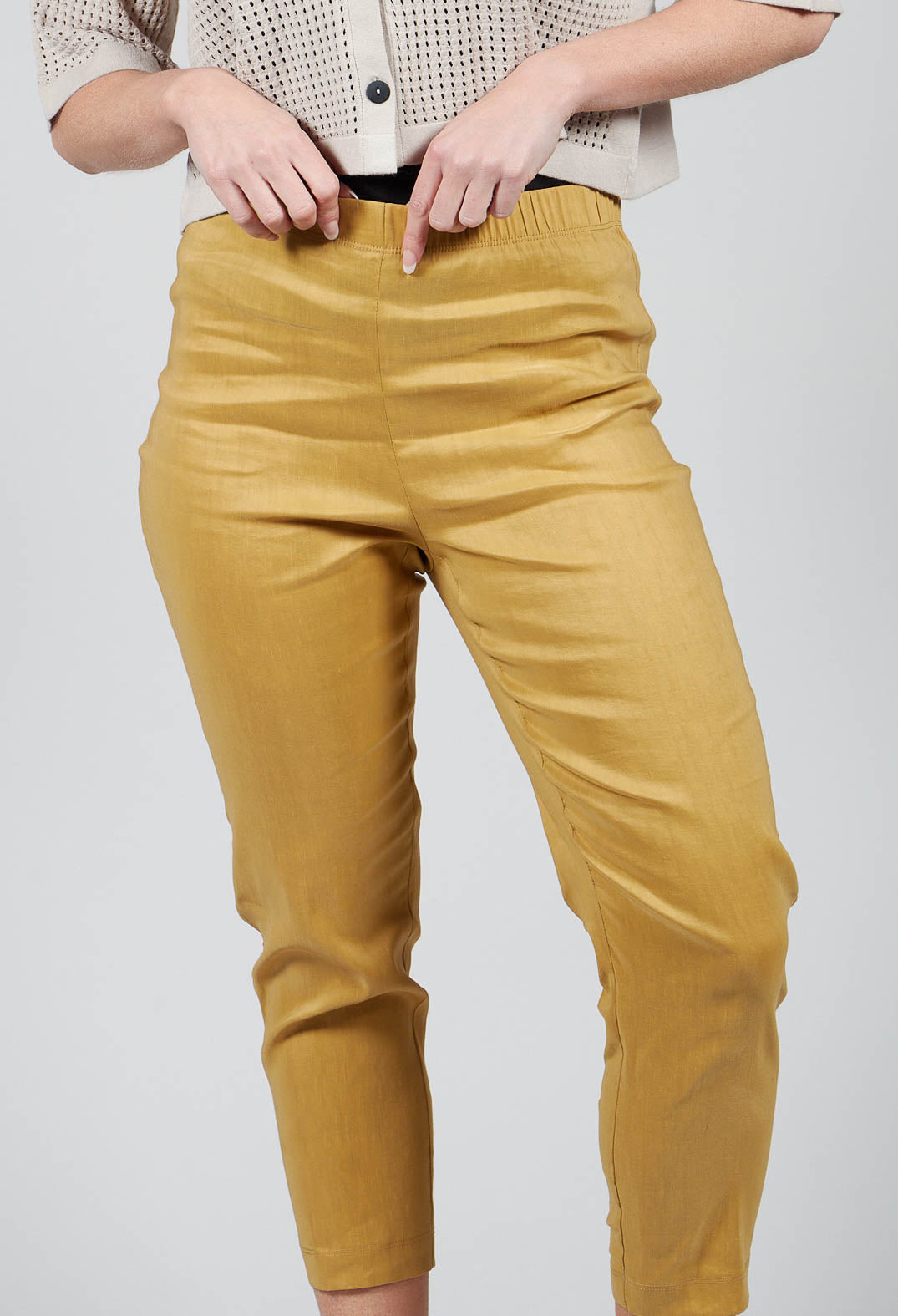 Straight Leggings in Mustard