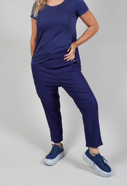 Stretch Fit Cropped Trousers in Azur