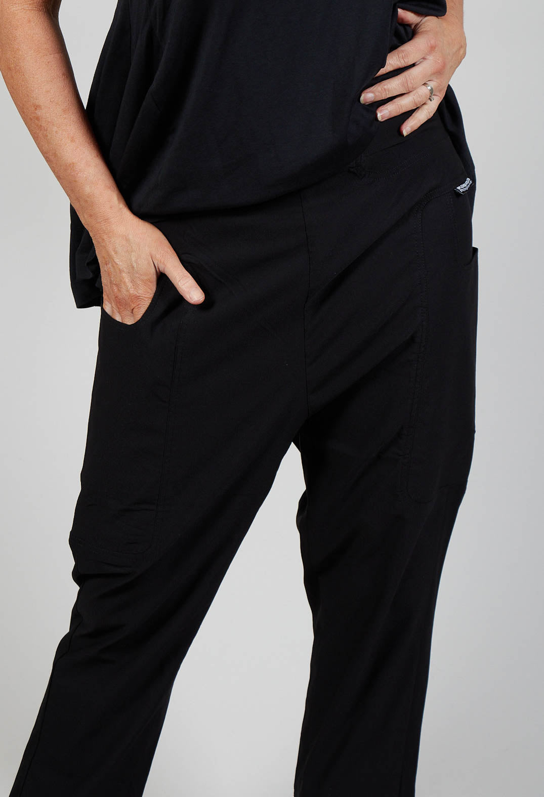 Stretch Fit Cropped Trousers in Black