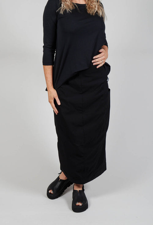 Stretch Fit Pencil Skirt in Black