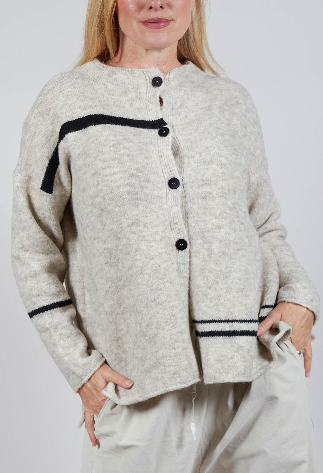 Stripe Cardigan in Panna and Rig Nera