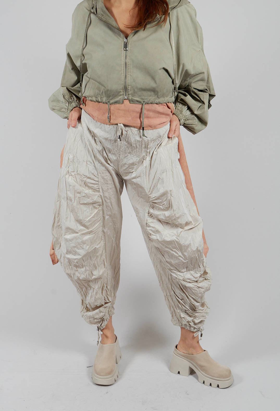 Taffeta Crumpled Trousers in Sand