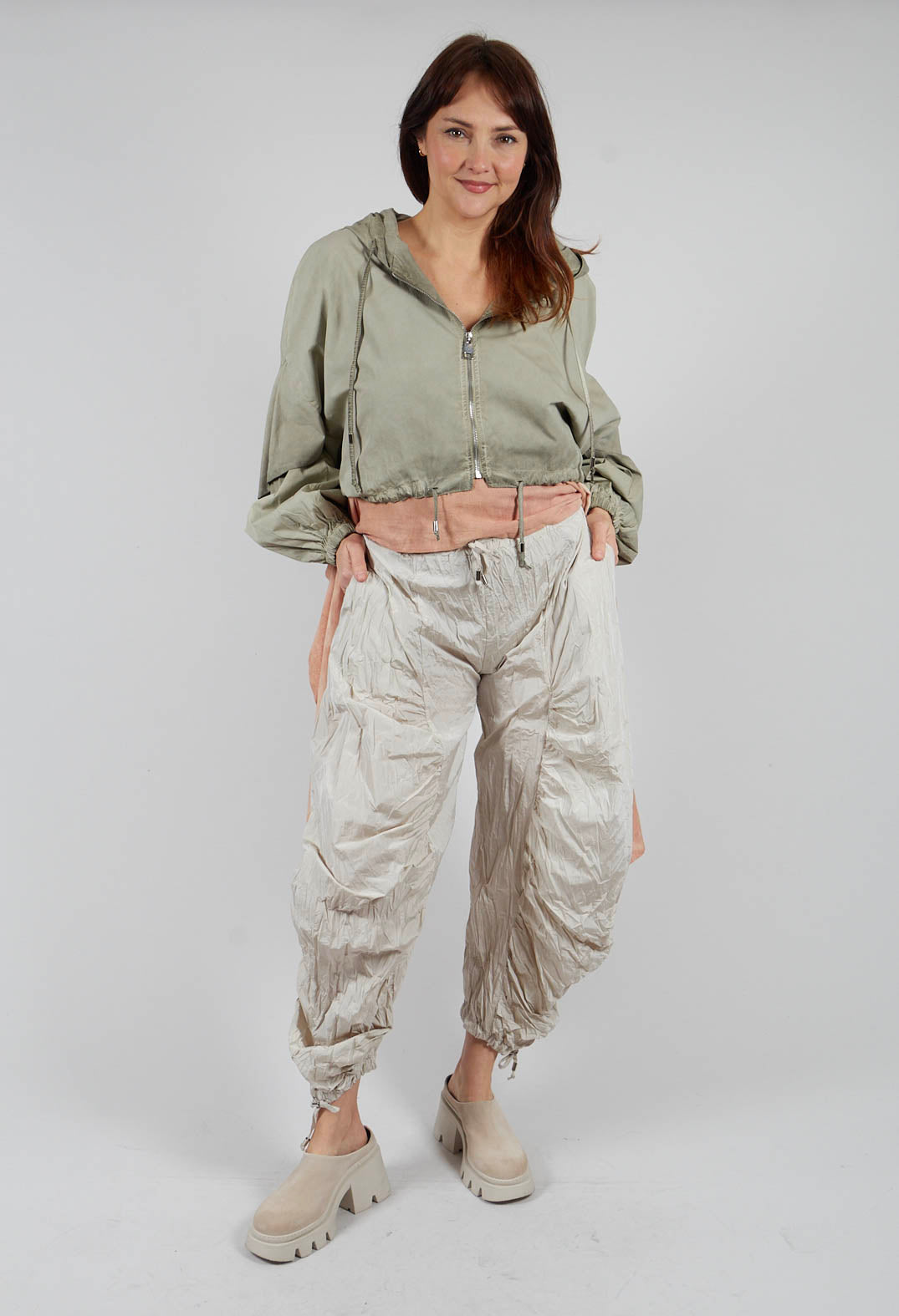 Taffeta Crumpled Trousers in Sand