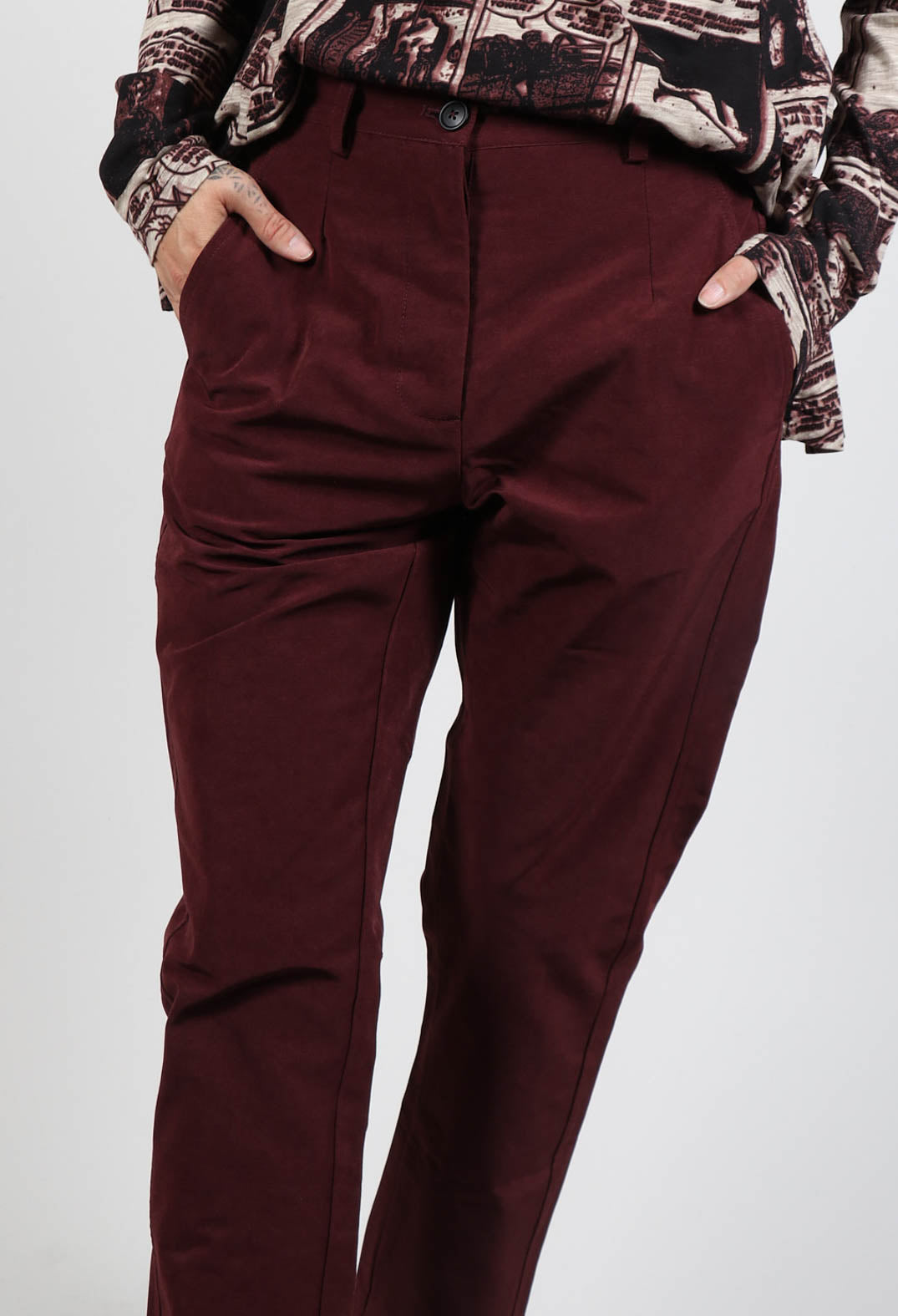Tailored Ankle Cropped Trousers in Wood