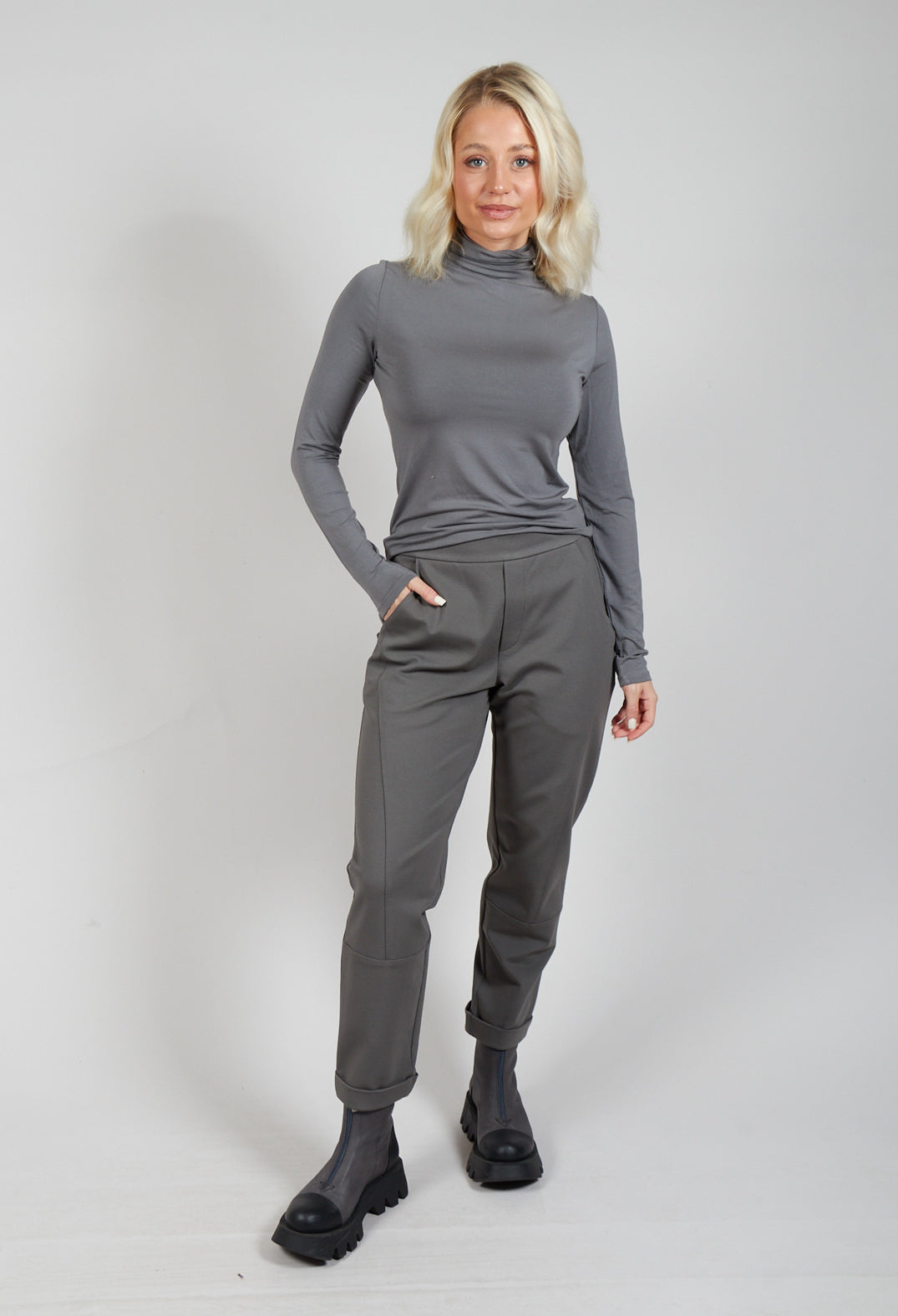 Tailored Trousers in Charcoal