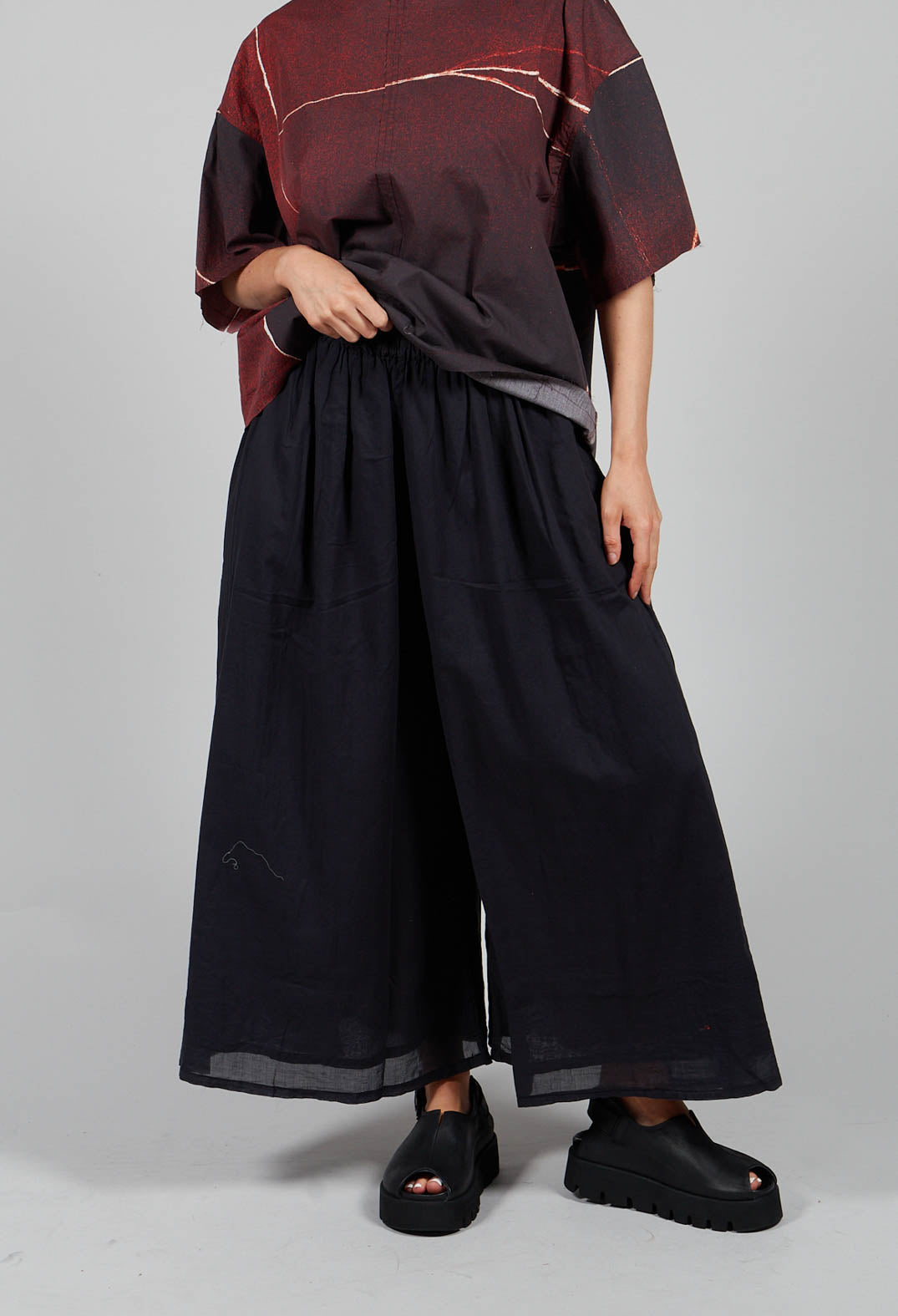 Tanto Trousers in Off Black