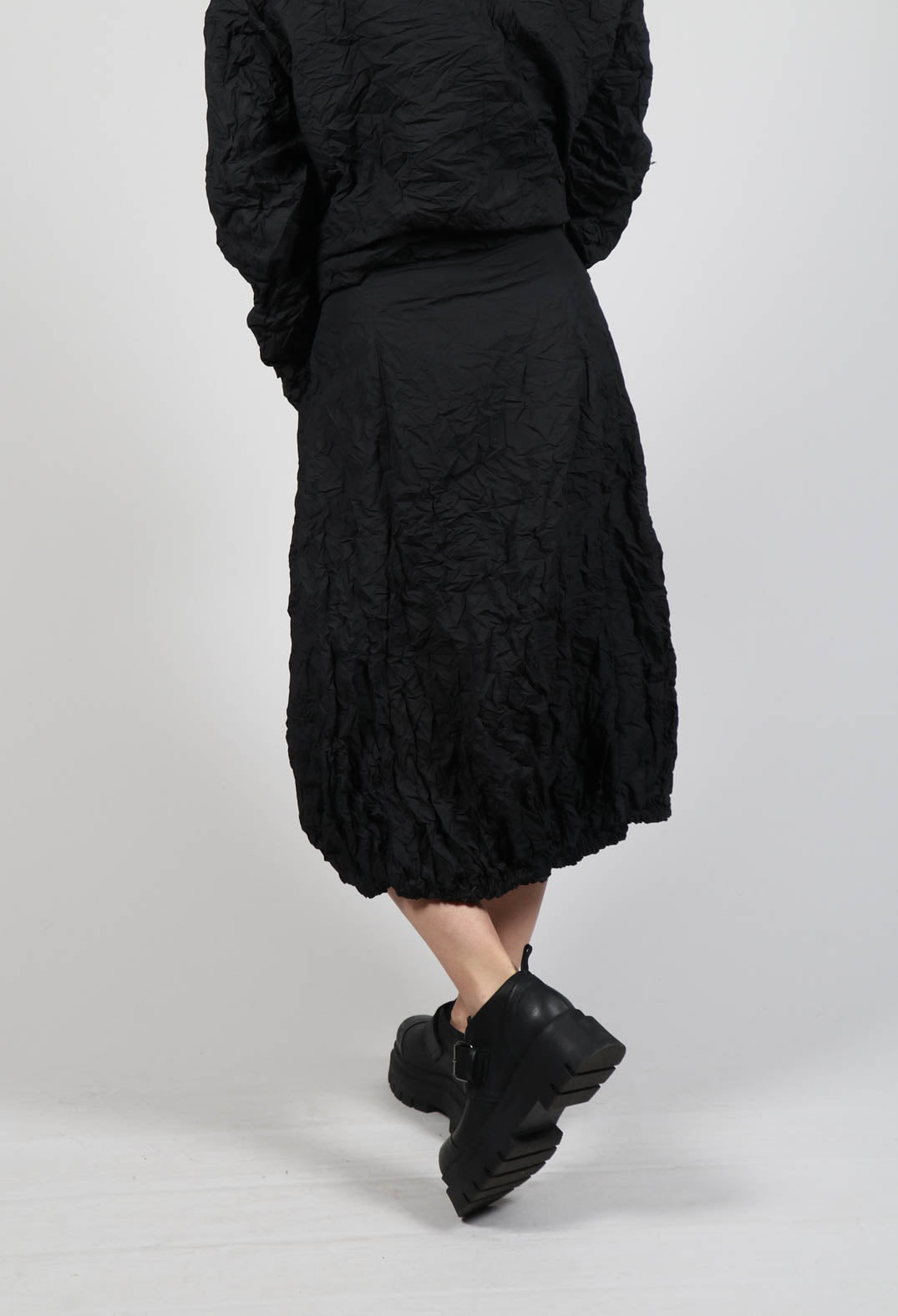 Textured Skirt with Bubble Hem in Black