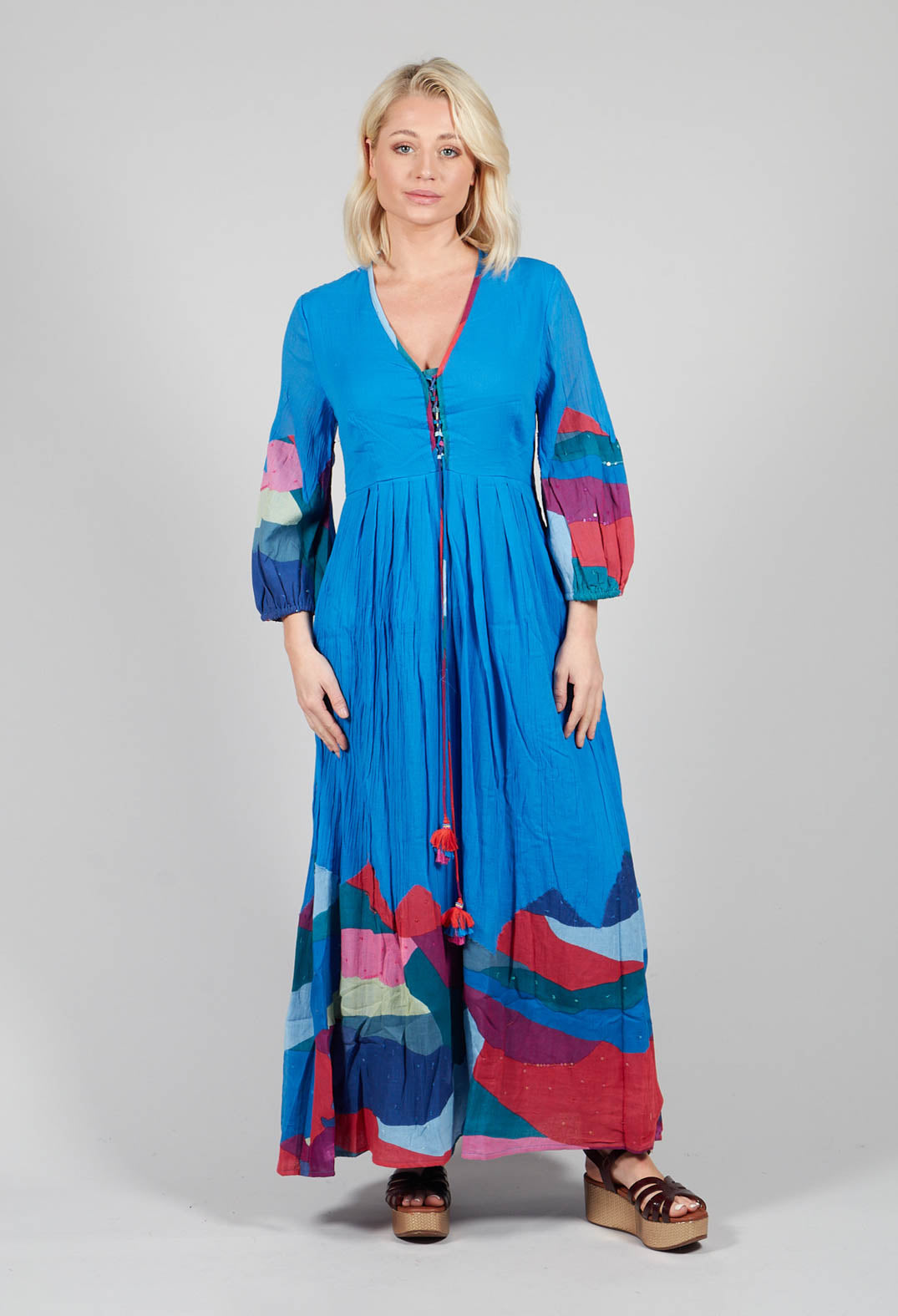 Theatral Dress in Bleu and Petr