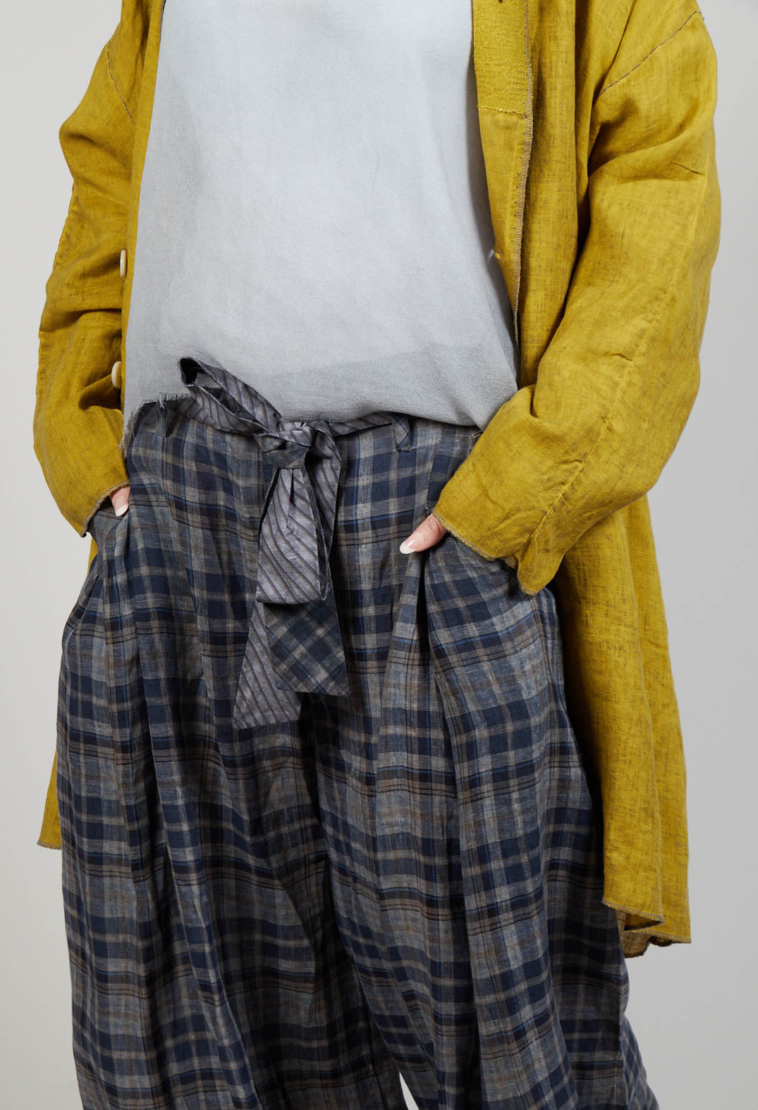 Tie Belt Trousers in Original Grey Tartan