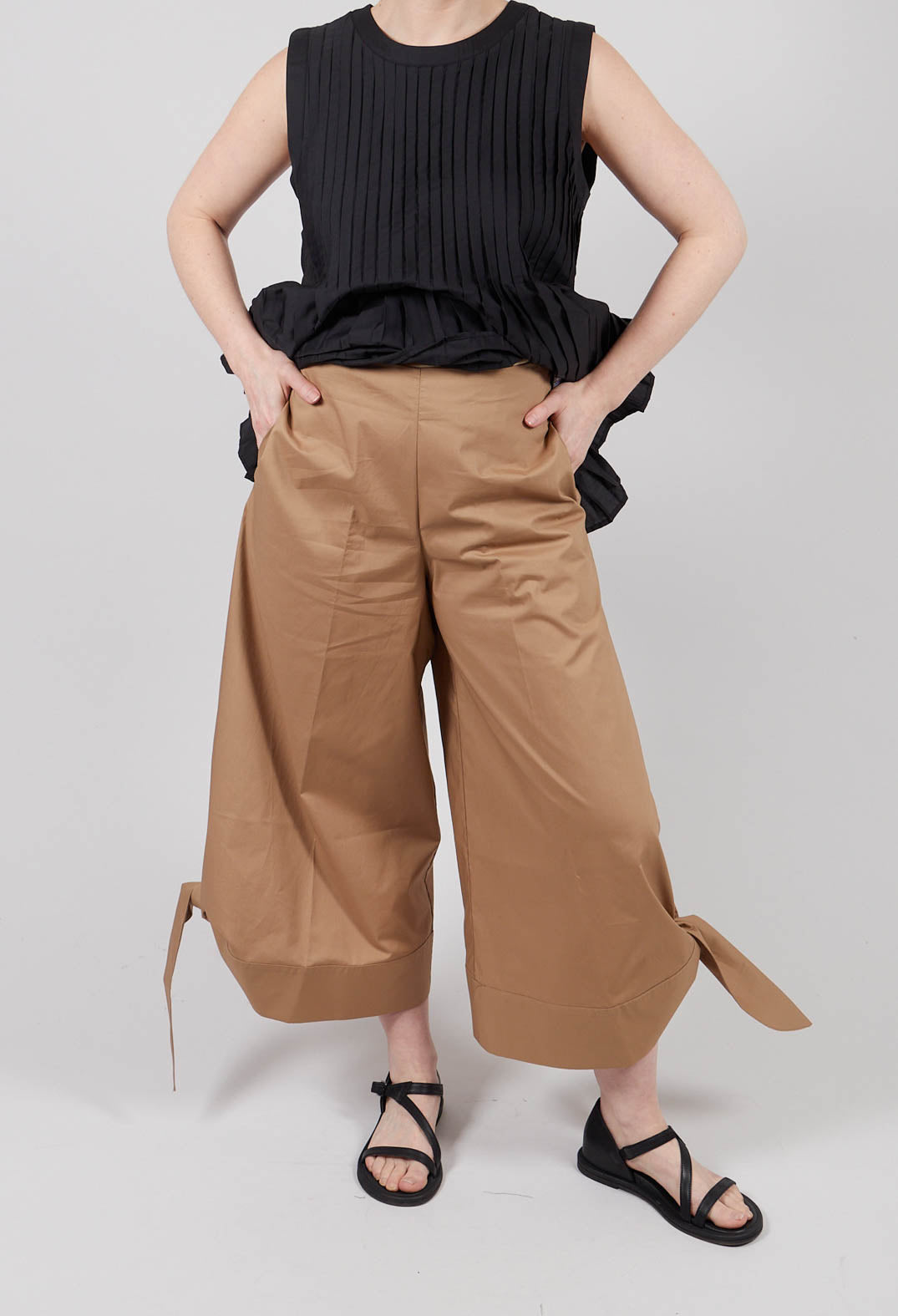 Tie Bottom Trouser in Sudan