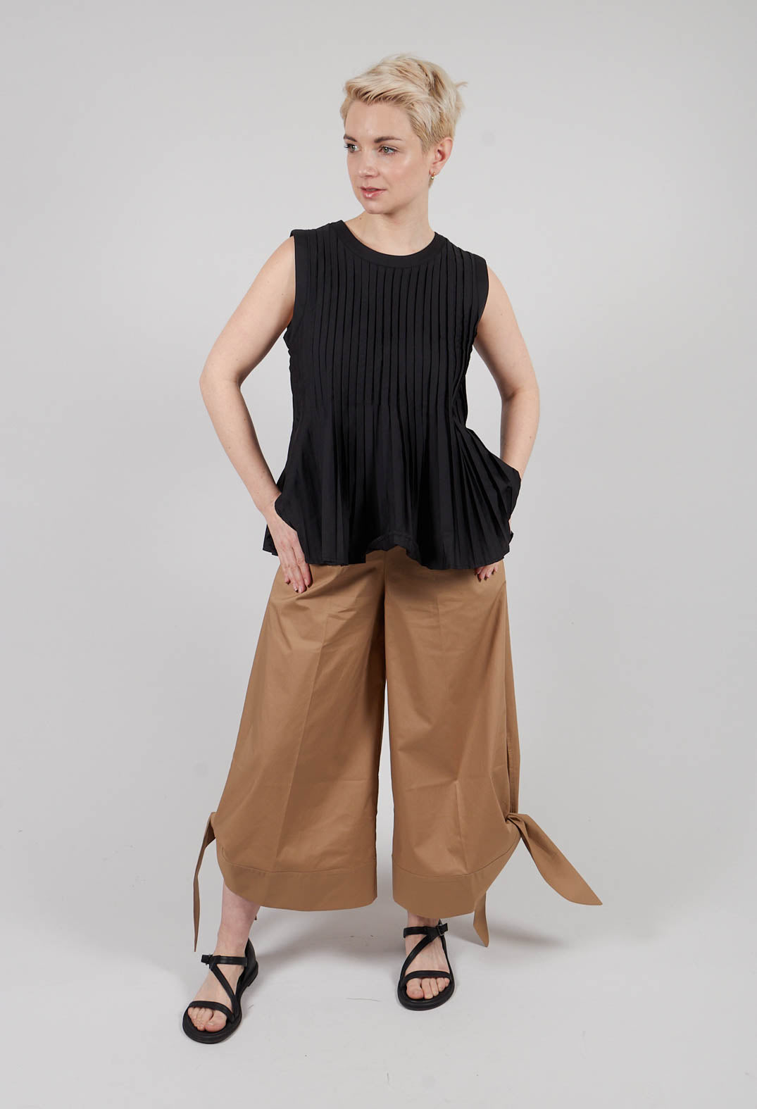 Tie Bottom Trouser in Sudan