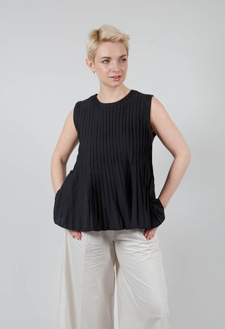 Top in Nero