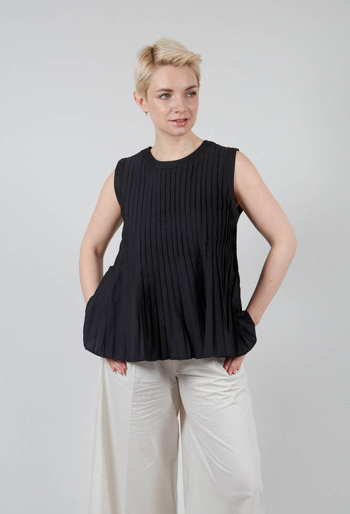 Top in Nero