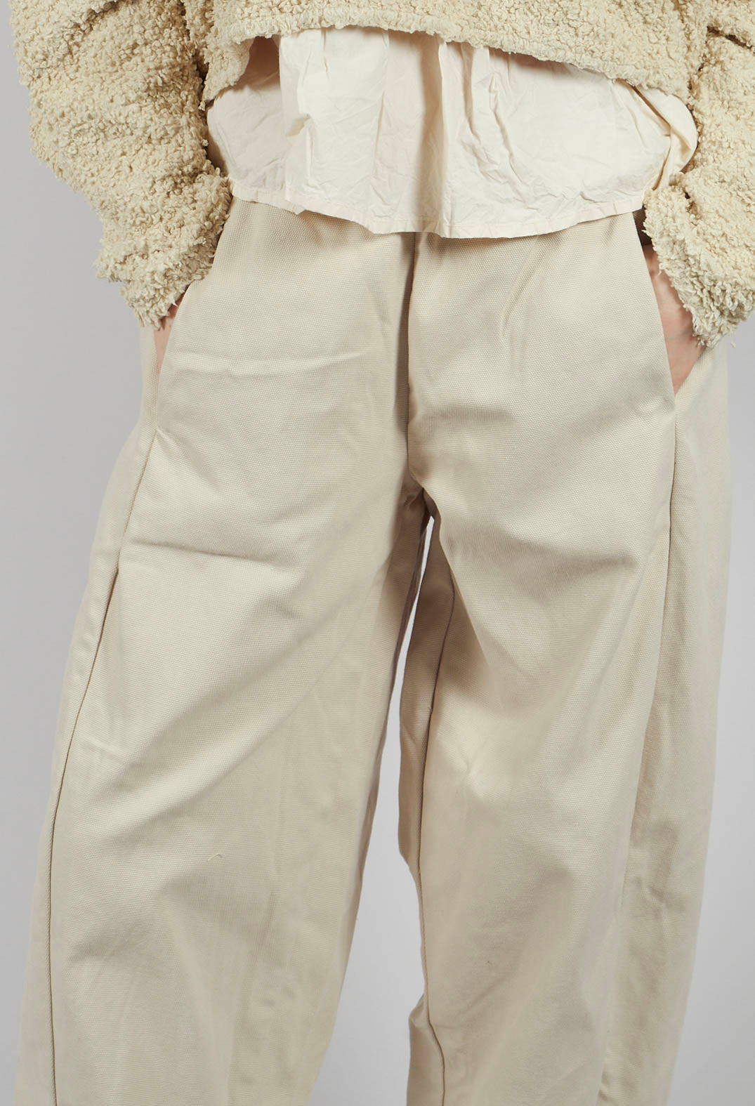 Triehtmant Trousers in Stroh