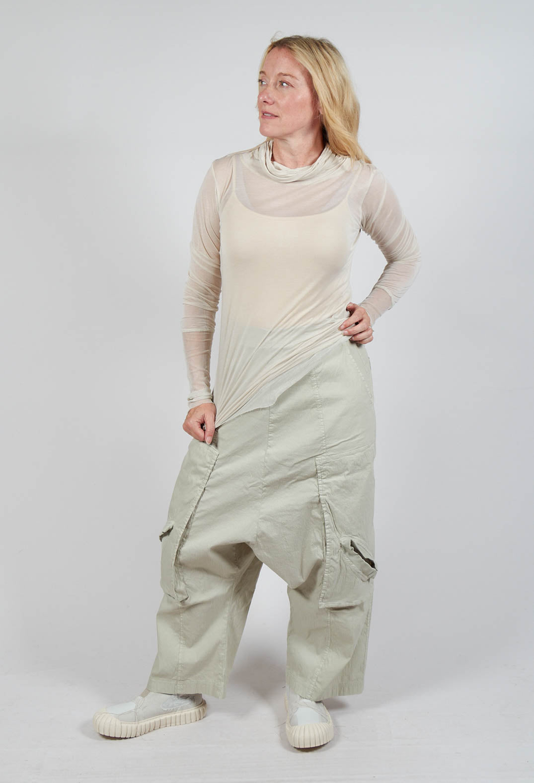Trousers with Bleached Stitching in Eraser