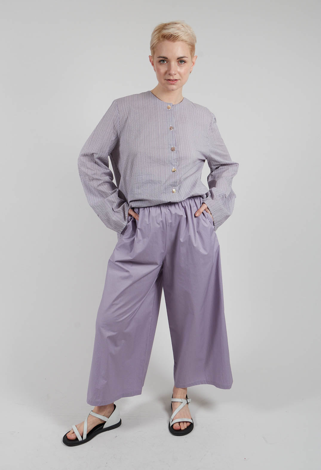 Trousers with Wide Leg in Lavanda
