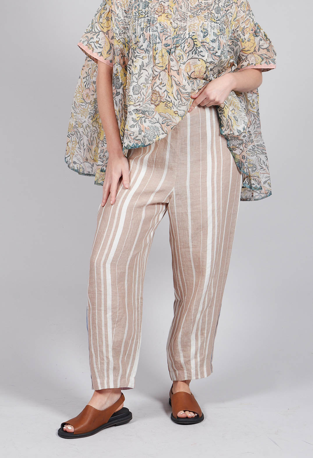 Tyra Trousers in Mocha