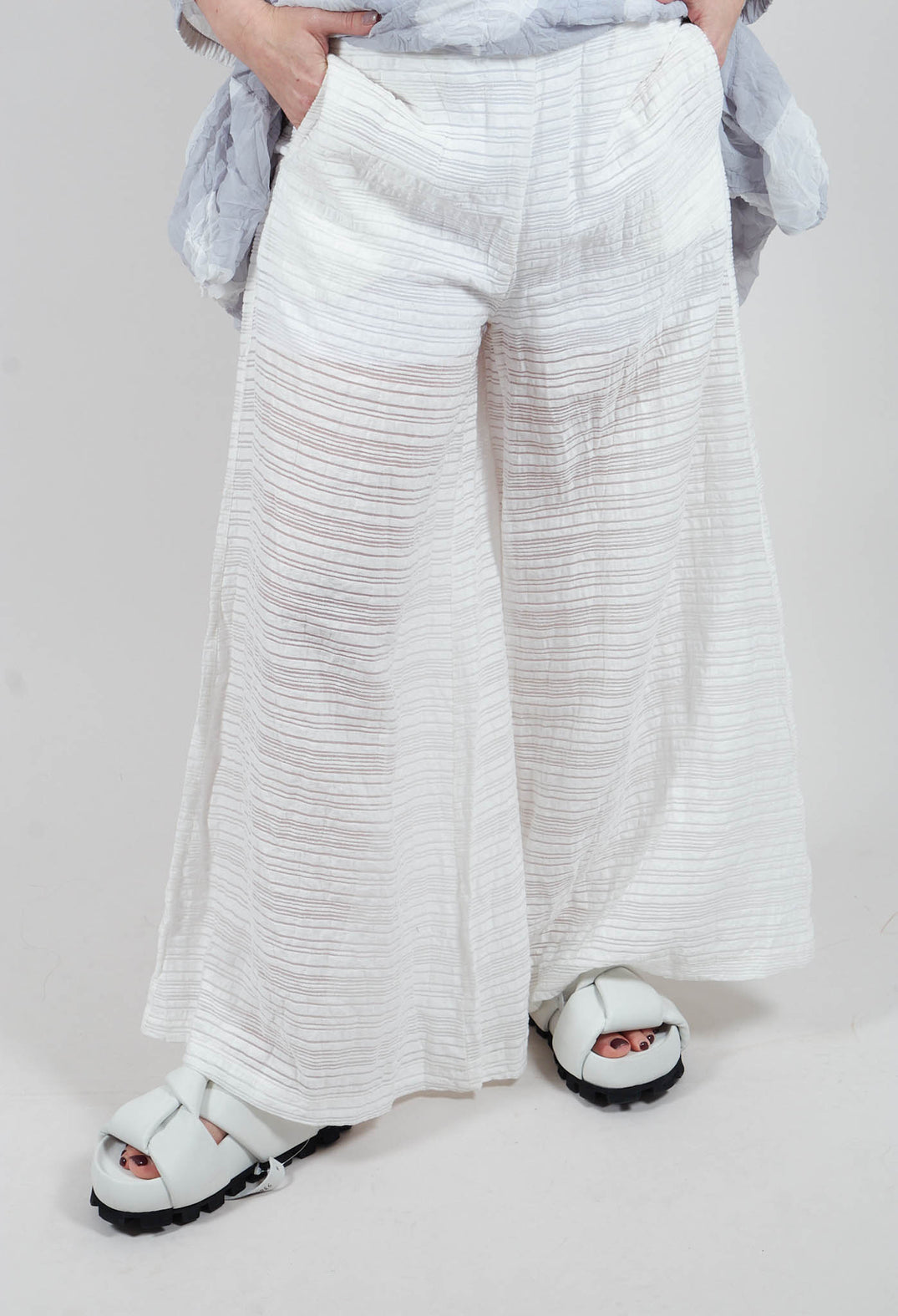 Wide Leg Trousers with Crinkle Effect in Offwhite