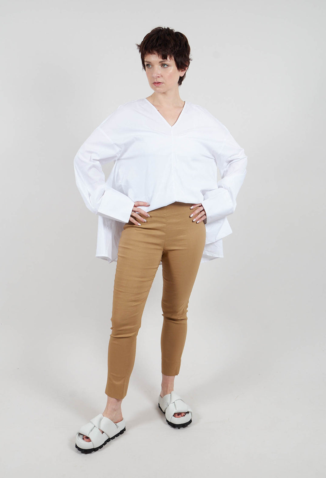 Skinny Trousers in Cartone